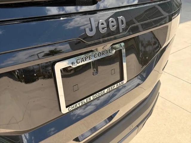 2026 Jeep Cherokee Laredo 4x4