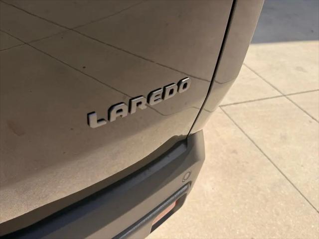2026 Jeep Cherokee Laredo 4x4