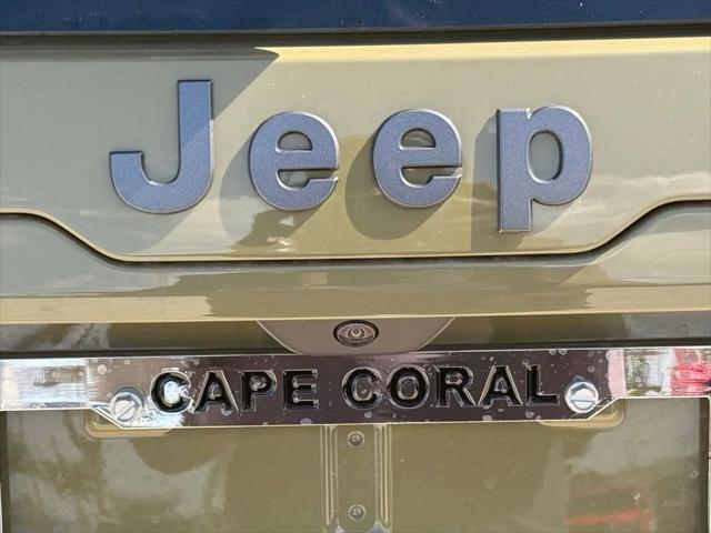 2026 Jeep Cherokee Laredo 4x4