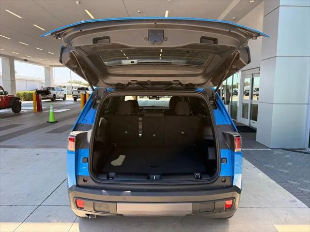 2026 Jeep Cherokee Laredo 4x4