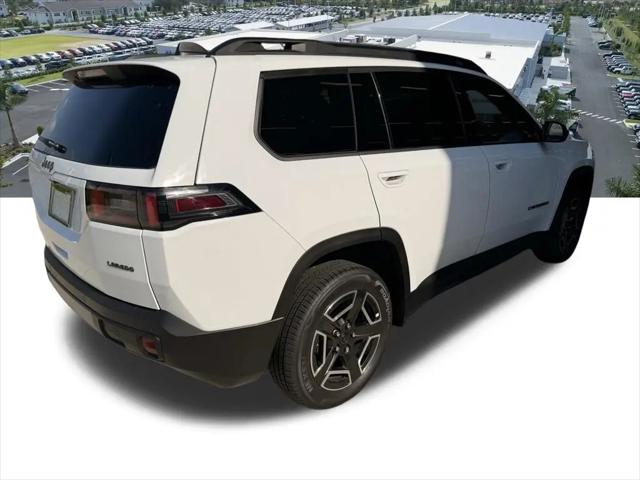 2026 Jeep Cherokee Laredo 4x4
