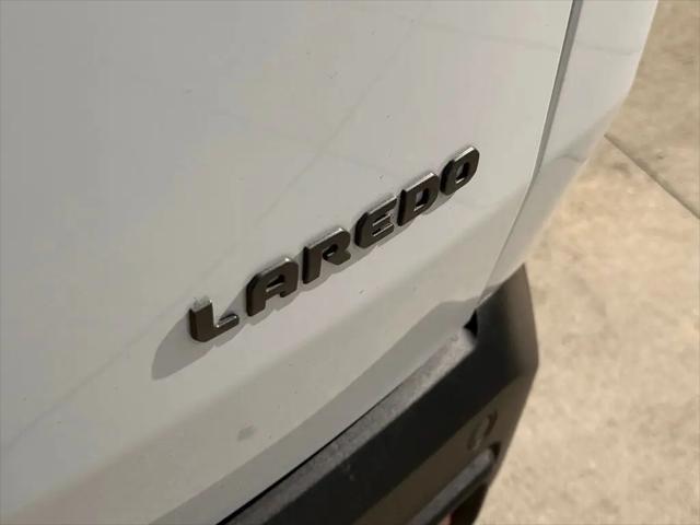 2026 Jeep Cherokee Laredo 4x4
