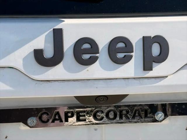 2026 Jeep Cherokee Laredo 4x4
