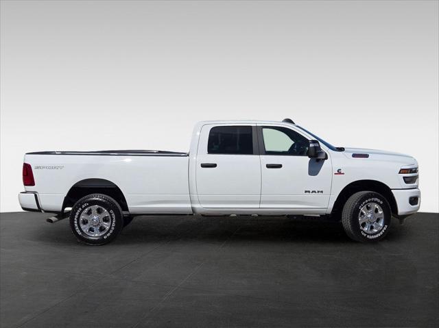 2026 Ram 3500 Big Horn Crew Cab 4x4 8' Box