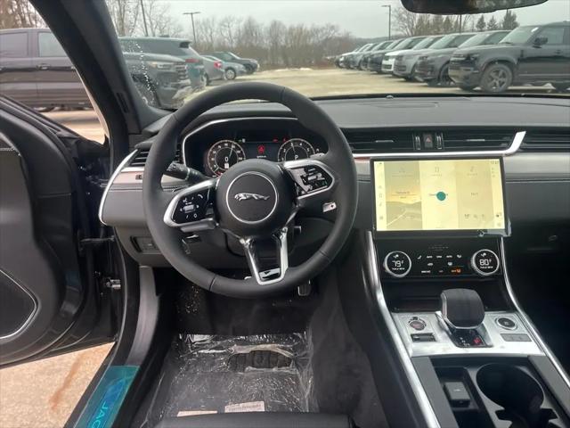 2024 Jaguar XF R-Dynamic SE P250 AWD Automatic