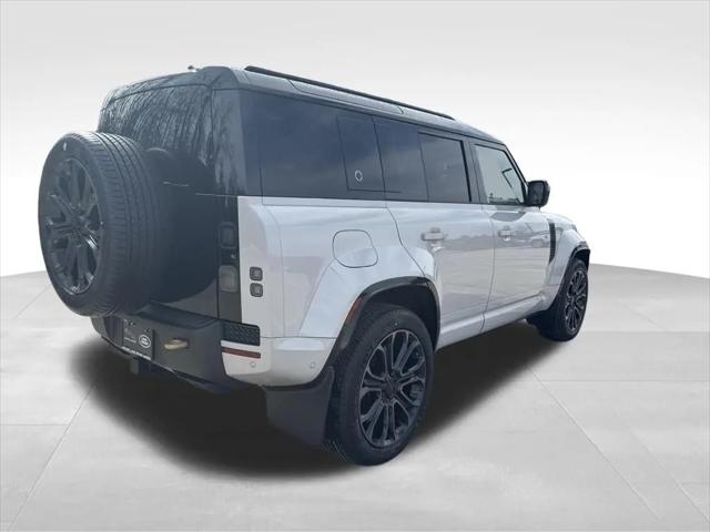 2026 Land Rover Defender P635 OCTA