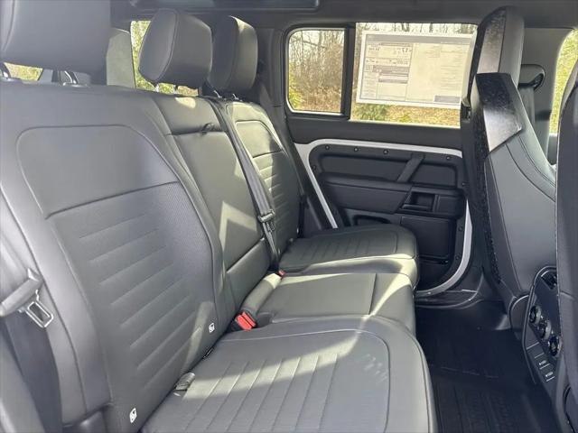 2026 Land Rover Defender P635 OCTA