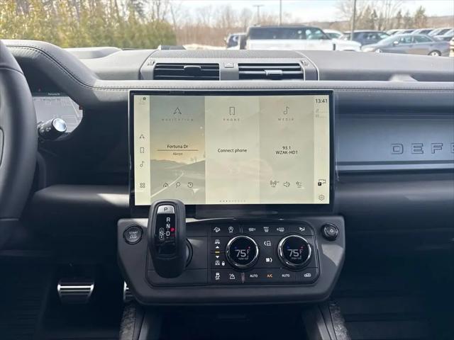 2026 Land Rover Defender P635 OCTA
