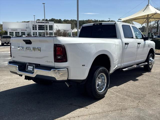 2026 Ram 3500 Tradesman Crew Cab 4x4 8 Box