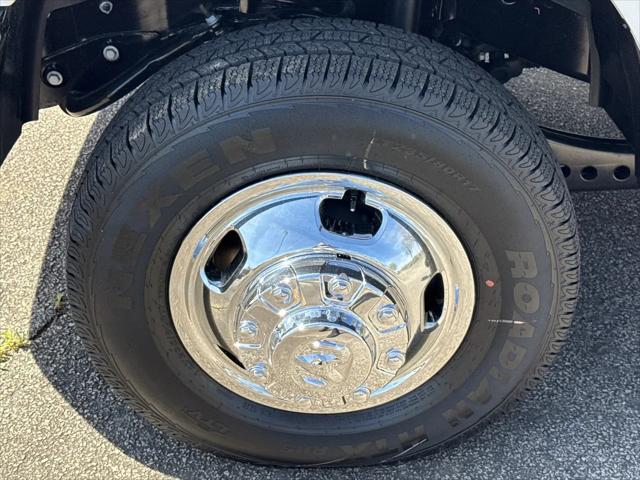 2026 Ram 3500 Tradesman Crew Cab 4x4 8 Box