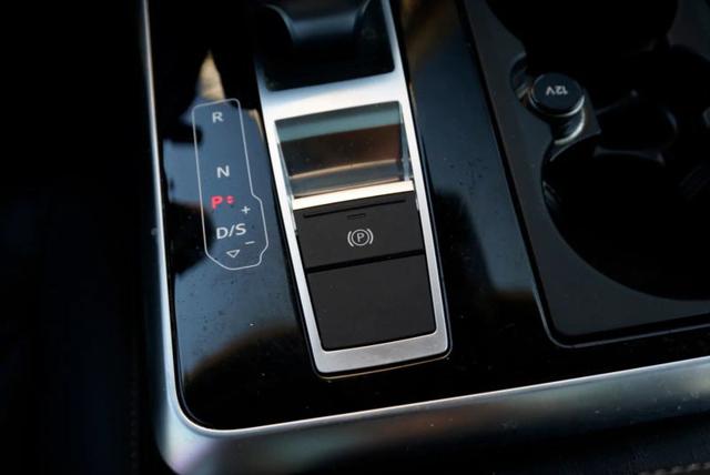2019 Audi Q8 55 Premium