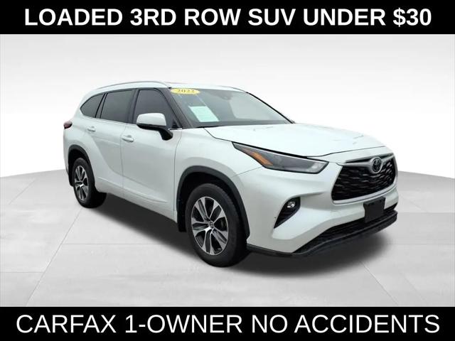 2022 Toyota Highlander XLE for sale in Indianapolis, IN