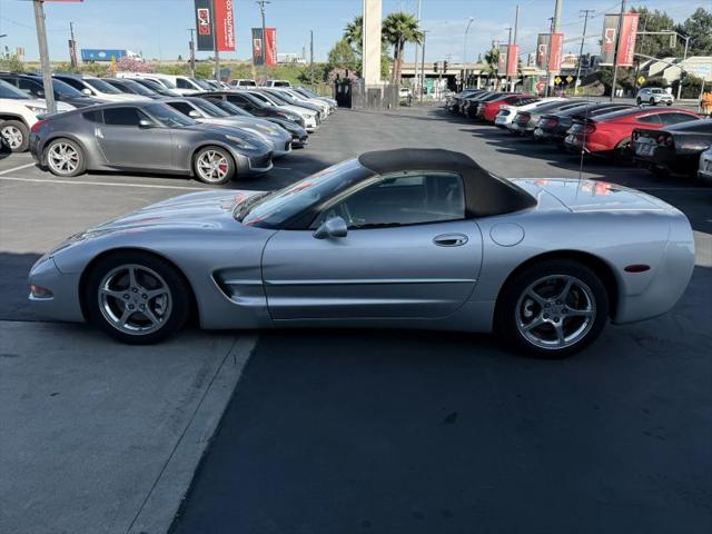 2001 Chevrolet Corvette Base