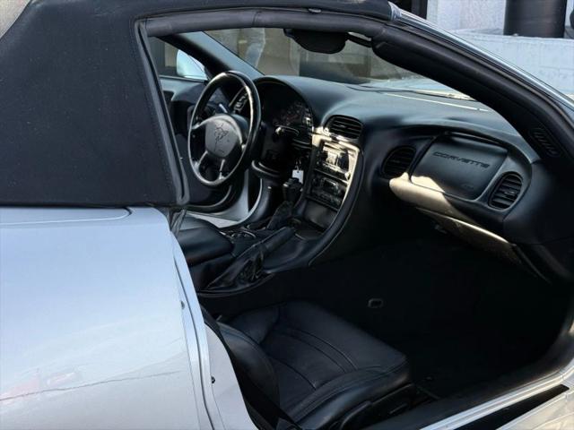 2001 Chevrolet Corvette Base