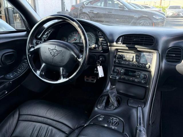 2001 Chevrolet Corvette Base