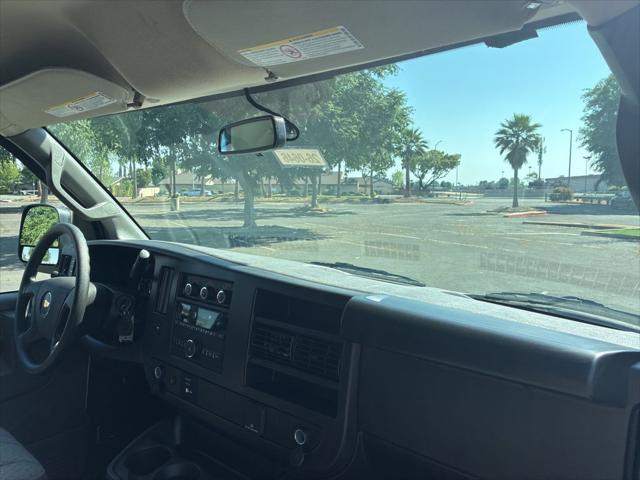 2026 Chevrolet Express Cargo Van 2500 Regular Wheelbase, WT, RWD