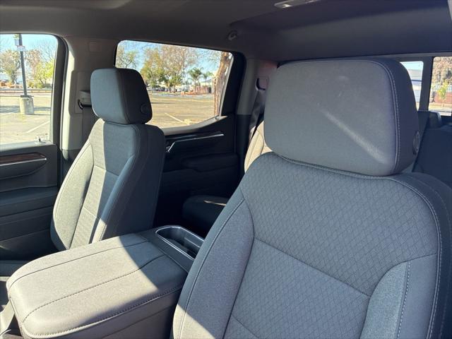 2026 Chevrolet Silverado 1500 4WD Crew Cab Short Bed RST