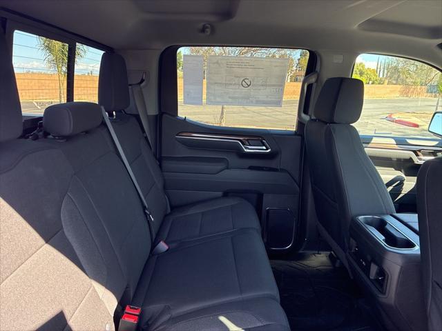 2026 Chevrolet Silverado 1500 4WD Crew Cab Short Bed RST