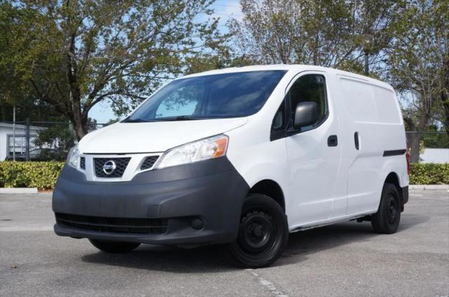 2018 Nissan NV200 S for sale in West Park, FL