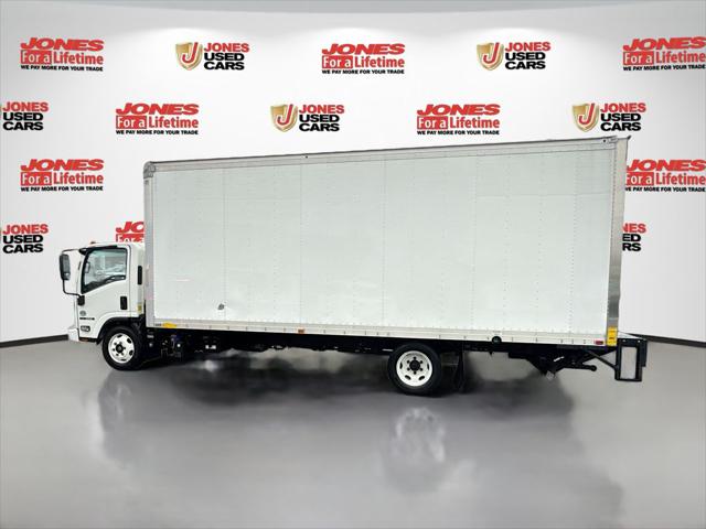 2023 Isuzu NRR BOX TRUCK