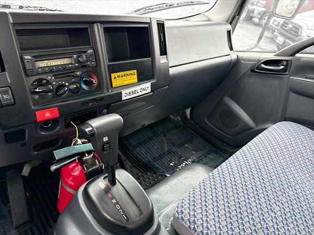 2023 Isuzu NRR BOX TRUCK