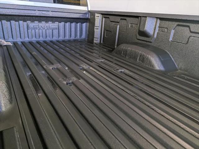 2026 GMC Sierra 2500HD Crew Cab, Long Bed, SLE, 4WD