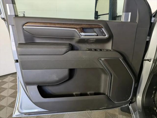 2026 GMC Sierra 2500HD Crew Cab, Long Bed, SLE, 4WD