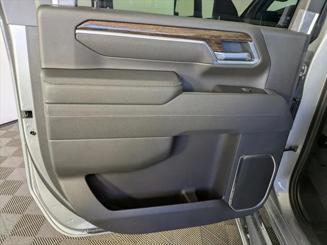 2026 GMC Sierra 2500HD Crew Cab, Long Bed, SLE, 4WD
