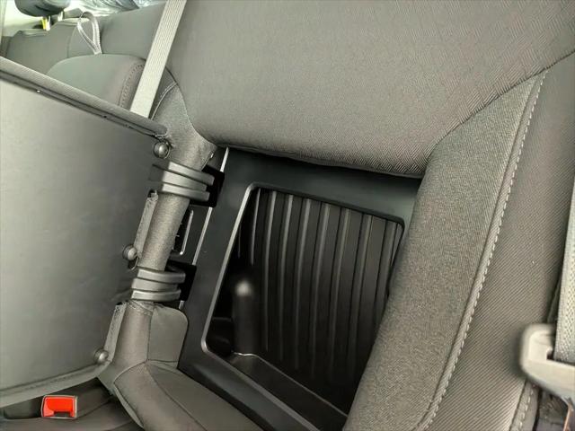 2026 GMC Sierra 2500HD Crew Cab, Long Bed, SLE, 4WD