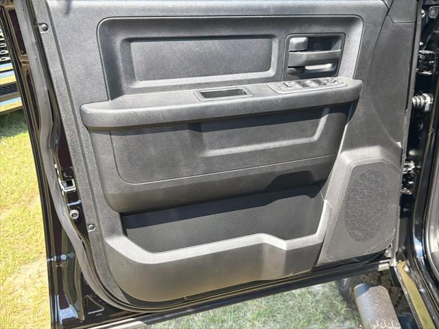 2026 Ram 2500 Black Express Crew Cab 4x4 64 Box