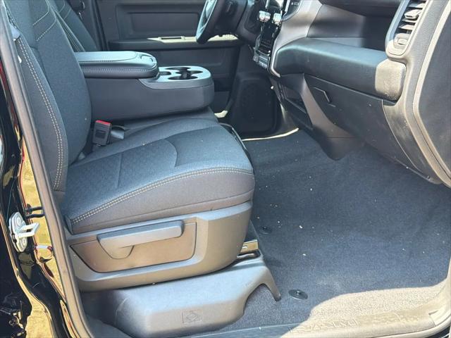 2026 Ram 2500 Black Express Crew Cab 4x4 64 Box