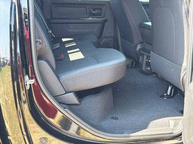 2026 Ram 2500 Black Express Crew Cab 4x4 64 Box