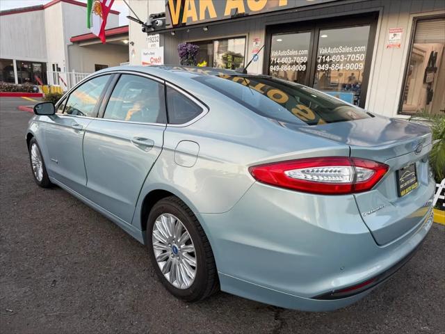 2013 Ford Fusion Hybrid SE