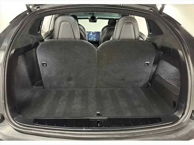 2022 Tesla Model X Plaid Tri Motor All-Wheel Drive