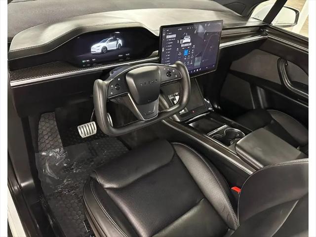 2022 Tesla Model X Plaid Tri Motor All-Wheel Drive