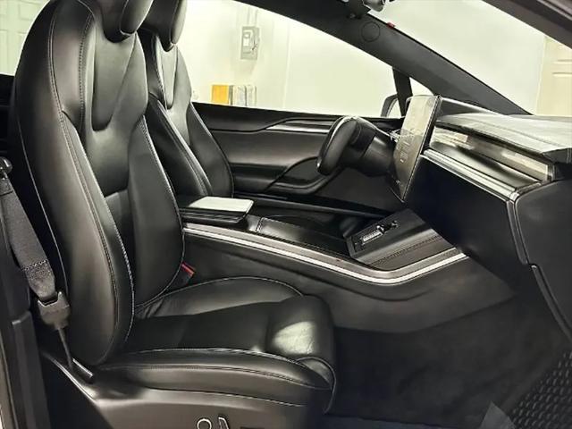 2022 Tesla Model X Plaid Tri Motor All-Wheel Drive