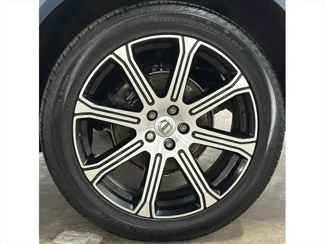 2021 Volvo XC60 T5 Inscription
