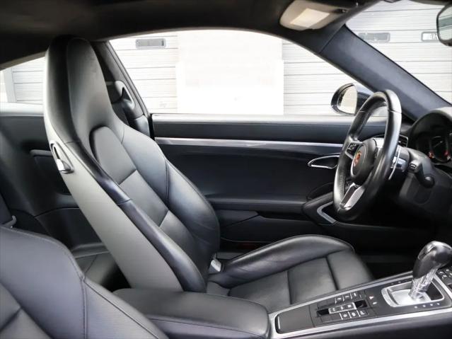 2017 Porsche 911 Carrera 4S