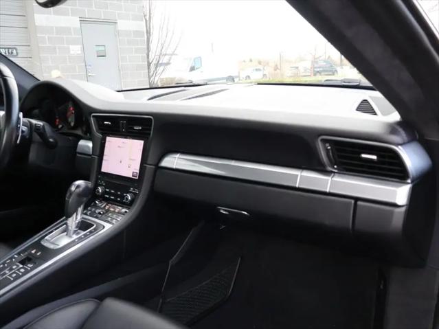 2017 Porsche 911 Carrera 4S