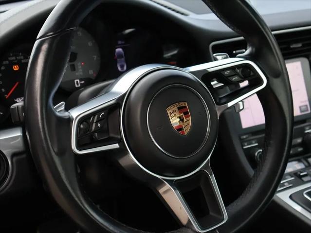 2017 Porsche 911 Carrera 4S
