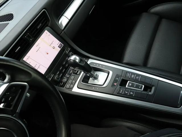 2017 Porsche 911 Carrera 4S
