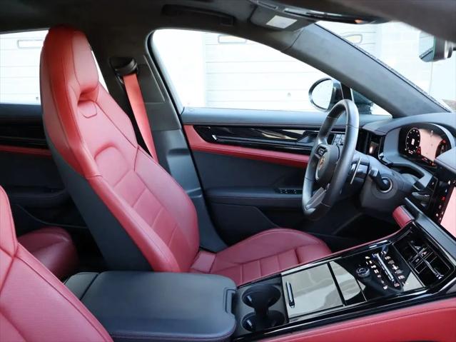 2025 Porsche Panamera GTS
