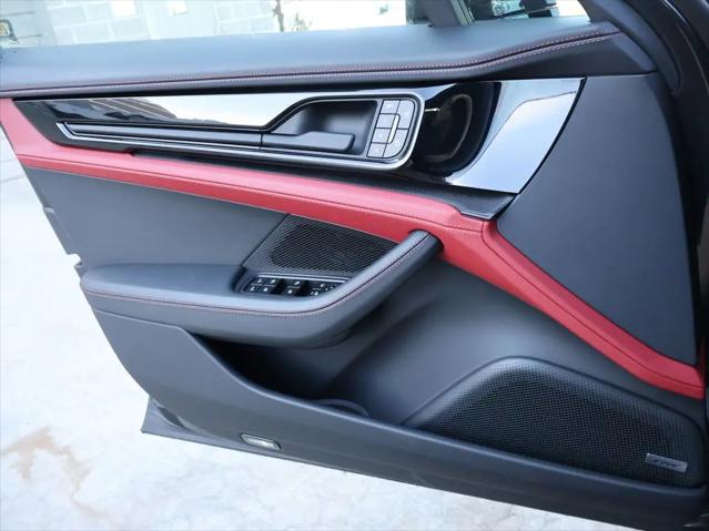 2025 Porsche Panamera GTS