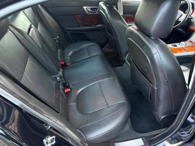 2010 Jaguar XF Premium