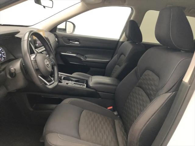 2022 Nissan Pathfinder SV 2WD