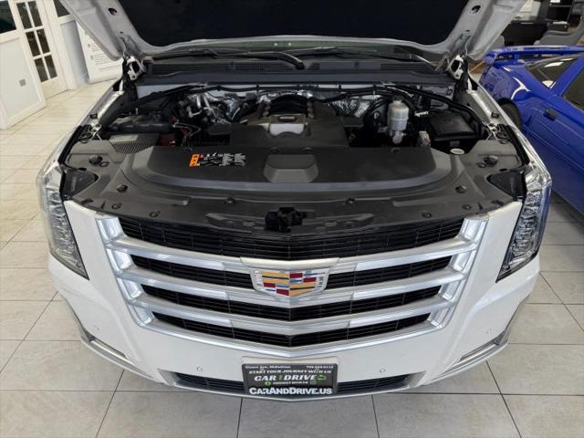2018 Cadillac Escalade Luxury