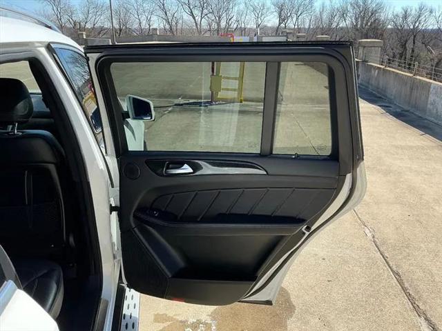 2016 Mercedes-Benz GL 4MATIC
