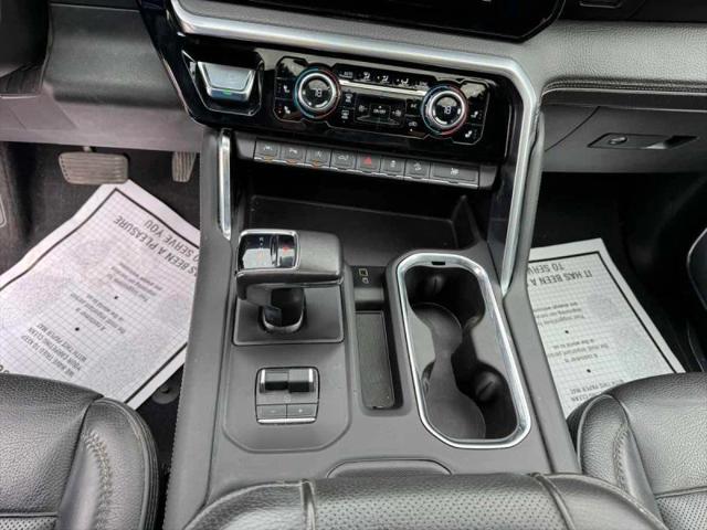 2022 GMC Sierra 1500 4WD Crew Cab Short Box Denali