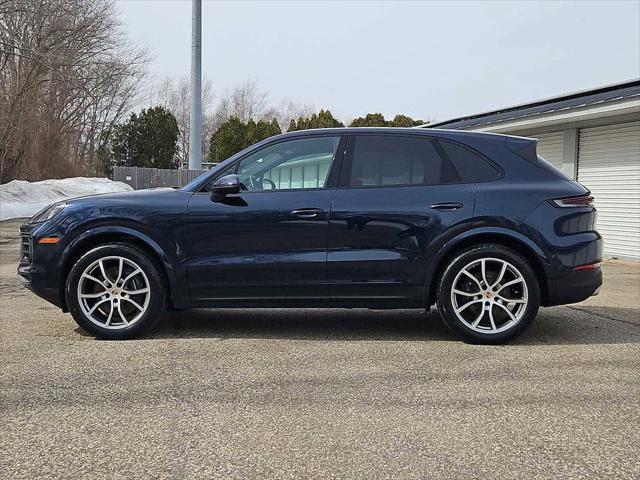 2024 Porsche Cayenne Unknown