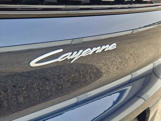 2024 Porsche Cayenne Unknown